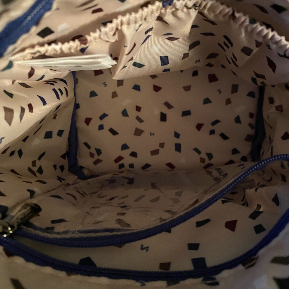 Lug Women's Deep Blue Ditty Tote - Picture 2 of 3